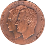 MEDALLA 22-11-75 J.CARLOS-SOFIA